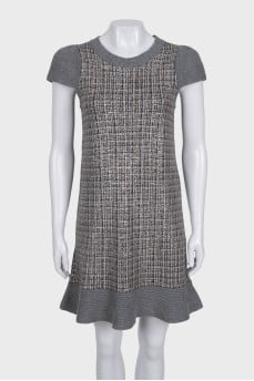 Knitted gray dress with short sleeves