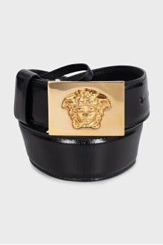Black leather belt with a 3D logo on the buckle