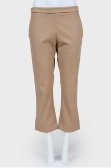 Dense beige shortened trousers
