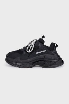 Кросівки Triple S чорного кольору