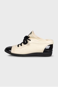Black and white leather lace-up sneakers