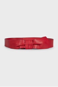 Red leather belt with a bow