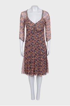 Fitted silk dress with floral print