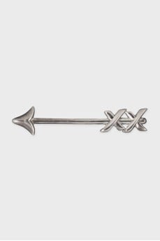 Silver arrow-shaped brooch