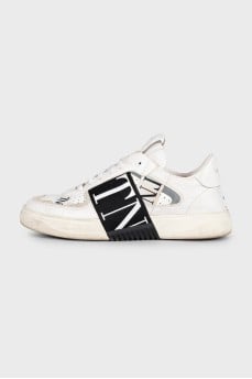White sneakers Vl7N