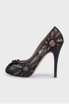 Black fabric shoes with a bow