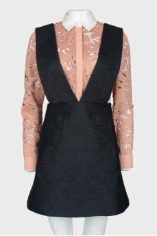 Black and beige dress with sleeves and straps