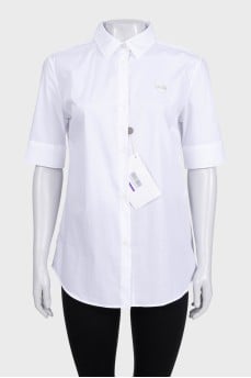 White short sleeve shirt with tag