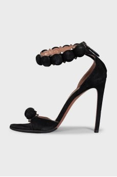 Sandals with volumetric suede decor