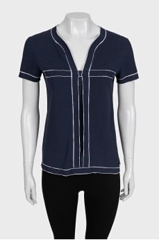 Blue T-shirt with white trim
