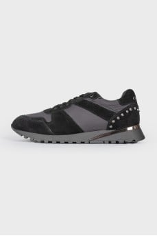 Black men's sneakers with tag