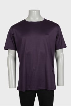 Men's purple t-shirt with tag