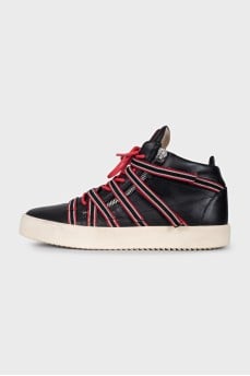 Men's sneakers with velcro