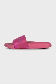 Pink printed flip-flops
