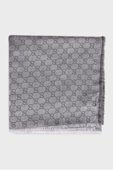Gray scarf made of wool and silk