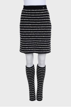 Woolen set of skirt and leggings