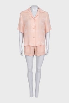 Silk suit with printed shorts