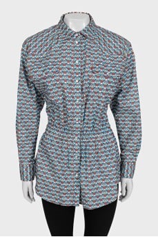 Fitted shirt with printed buttons