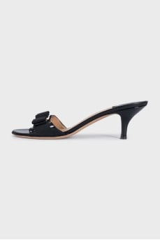 Patent leather mules with heels