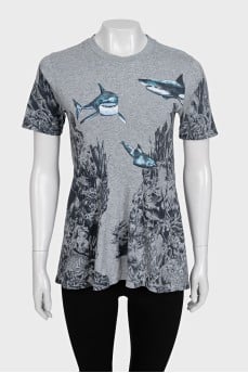 Fitted grey t-shirt with print