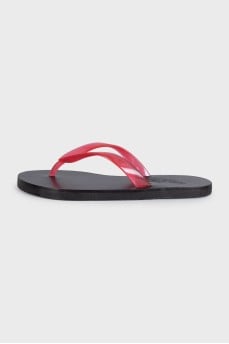 Beach flip-flops with tag