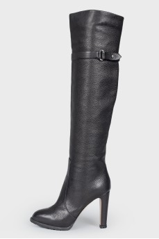 Black heeled booties