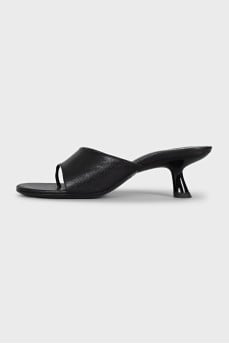 Мюли Bil Thong