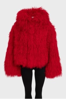 Voluminous red fur coat