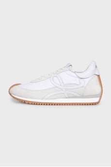 White Runner 2.0 sneakers