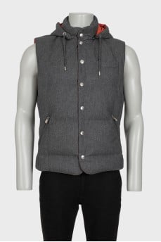 Men's gray vest with a hood