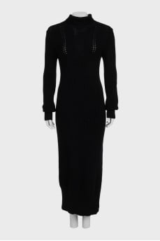 Black knitted dress with a collar