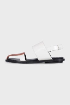 White leather sandals with brown toes