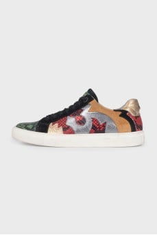 Leather sneakers with accent inserts