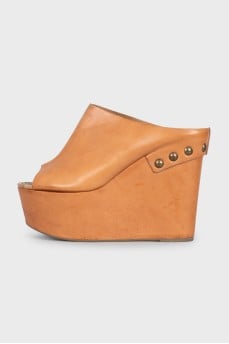 Leather platform mules