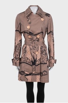 Double-breasted trench coat with print