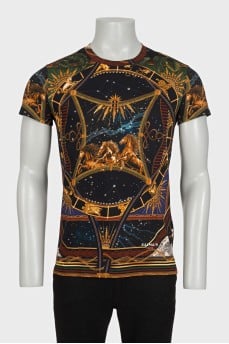 Men's black printed T-shirt with tag