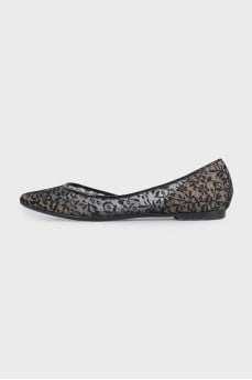 Black lace pointed toe ballet flats