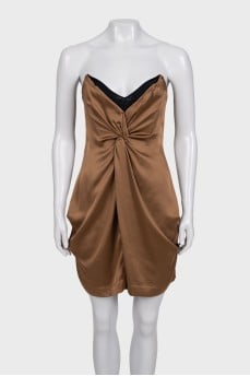 Silk brown dress with an open top