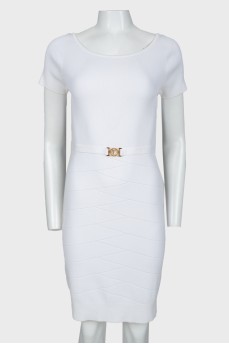 White tight -fitting dress
