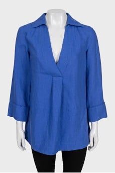 Long V-neck shirt