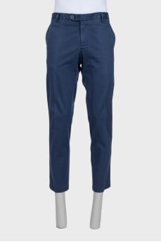Men's blue straight-leg trousers with pockets