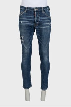 Men's mid-rise jeans with a ripped effect
