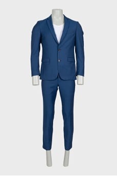 Men's blue suit with straight trousers