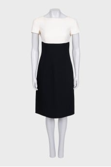 Black and white wool dress with a zipper