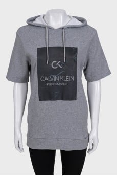 Gray short sleeve printed hoodie