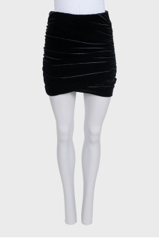 Velvet mini skirt with a fitted fit and tag