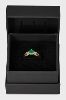 Gold ring with diamonds and emerald