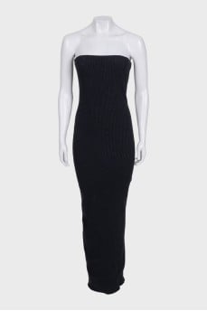 Black bodycon dress
