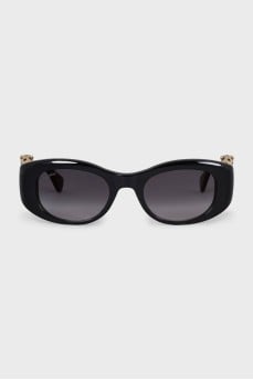 Black sunglasses with volumetric decoration on the temples