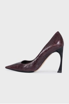 Textured leather pumps